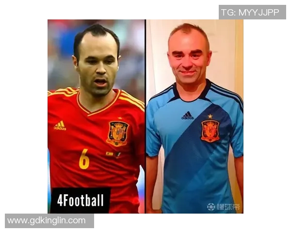 足球明星卡鉴定价格分析及市场行情探讨