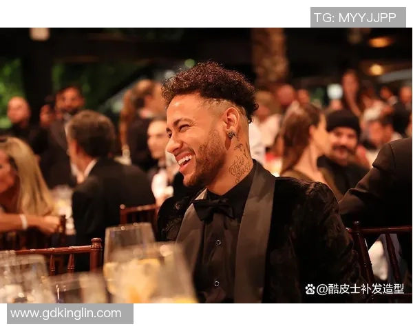 足球明星男士发型多样化解析及流行趋势分享