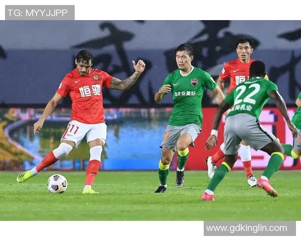 洲际杯特别报道:深圳足球队的奋斗经历